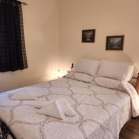 Cozy Apartment In Néa Kíosz Kültér fotó