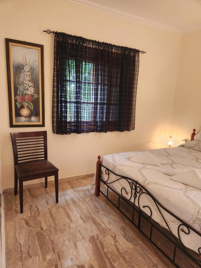 Cozy Apartment In Néa Kíosz Kültér fotó