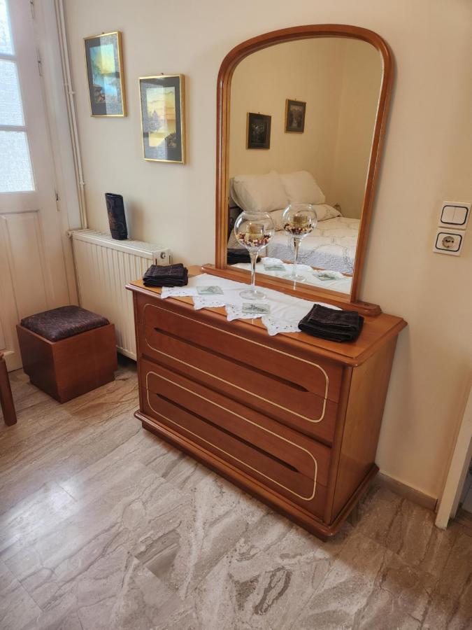 Cozy Apartment In Néa Kíosz Kültér fotó